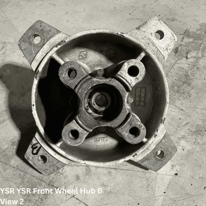 YSR Front Wheel Hub - USED