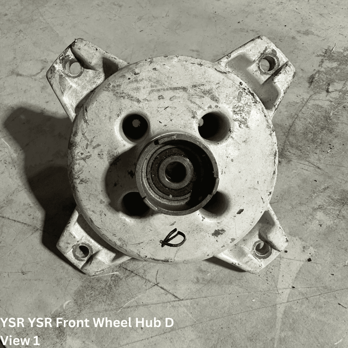 YSR Front Wheel Hub - USED